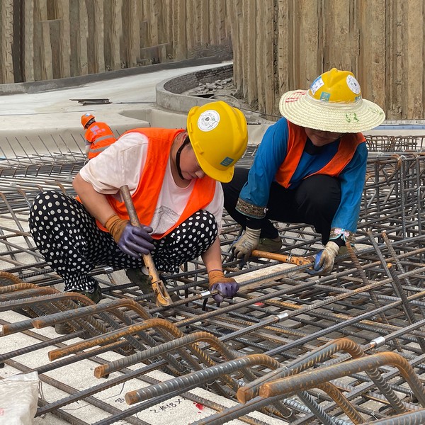 太原钢筋套筒施工现场1.jpg
